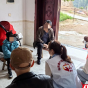 株洲福彩志愿者走访困境儿童家庭传递公益温情