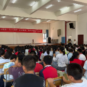 “天门讲坛”全民阅读、绿书签活动走进后坪完小