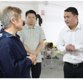 雁峰区领导督导鞋服箱包企业消防安全隐患整改工作