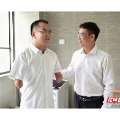 湘南学院校领导看望慰问新生李清灵