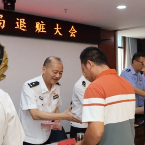雁峰公安举行退赃大会，为23名货车司机追回被骗资金52万余元