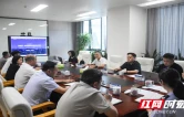 行云集团张来一行来岳阳临港高新区座谈交流