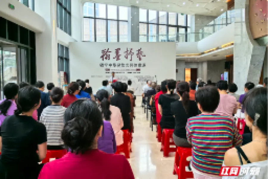 翰墨抒艺绘同心 八省区市书法美术作品巡回展常德站开幕
