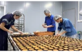 江永：女书入饼香 文创月饼迎中秋
