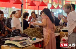 观察丨一场展会，读懂一座城