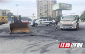 一小时火速处置还群众安全通畅道路
