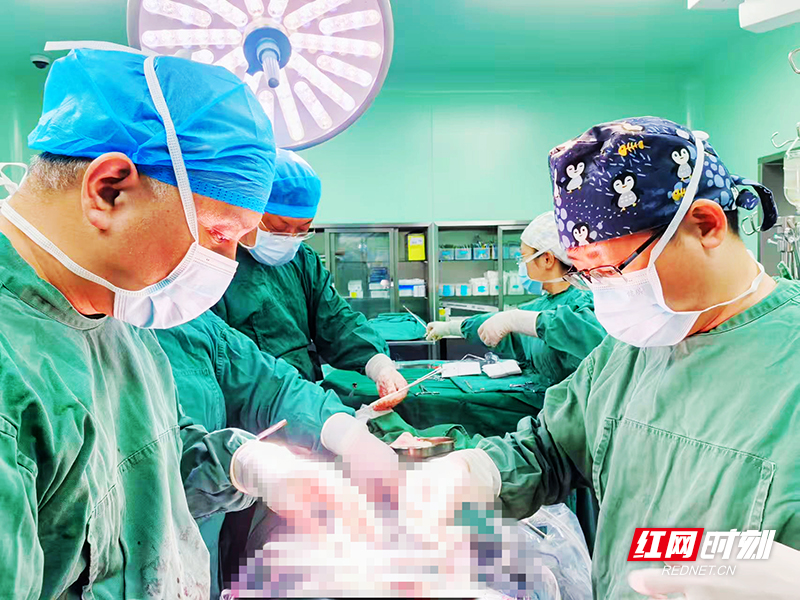 张家界:3例高难度心脏手术 两项新技术填补当地空白