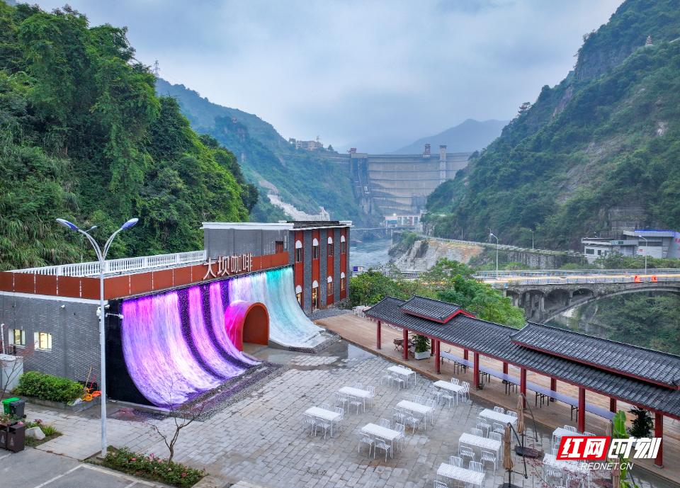 大坝咖啡网红打卡点  郭立亮摄 (2).jpg