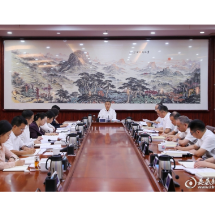 曾超群主持娄底市委理论学习中心组2026年第十次集体学习