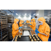 老牌经典PK新晋网红 中秋月饼味里的制造新意