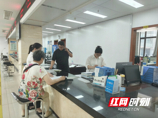 一次办好！苏仙区帮办代办打通跨市业务“最后一公里”