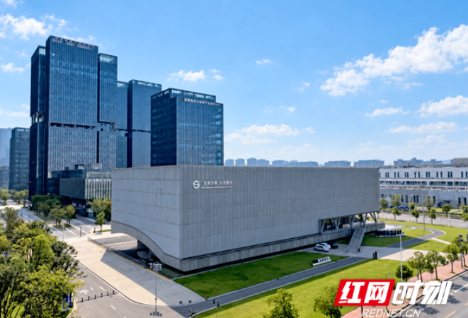 出地铁就是园区？带你逛逛世界计算·长沙智谷到底是什么样
