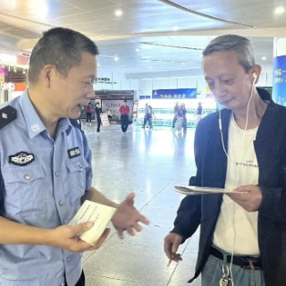 芦淞公安开展网络安全集中宣传活动