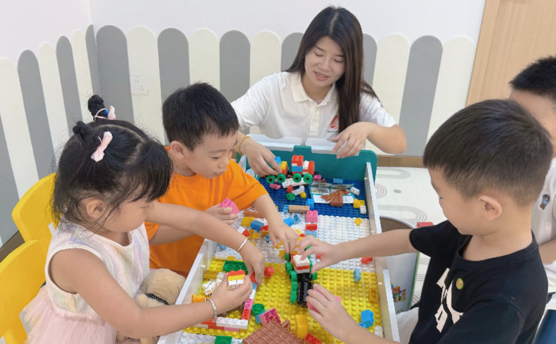北湖区燕泉街道香花路社区：党群阵地提质焕新  便民服务温暖民心