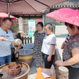 【习声回响·聆听温暖中国】蜀乡“战旗”红 坊间万象新