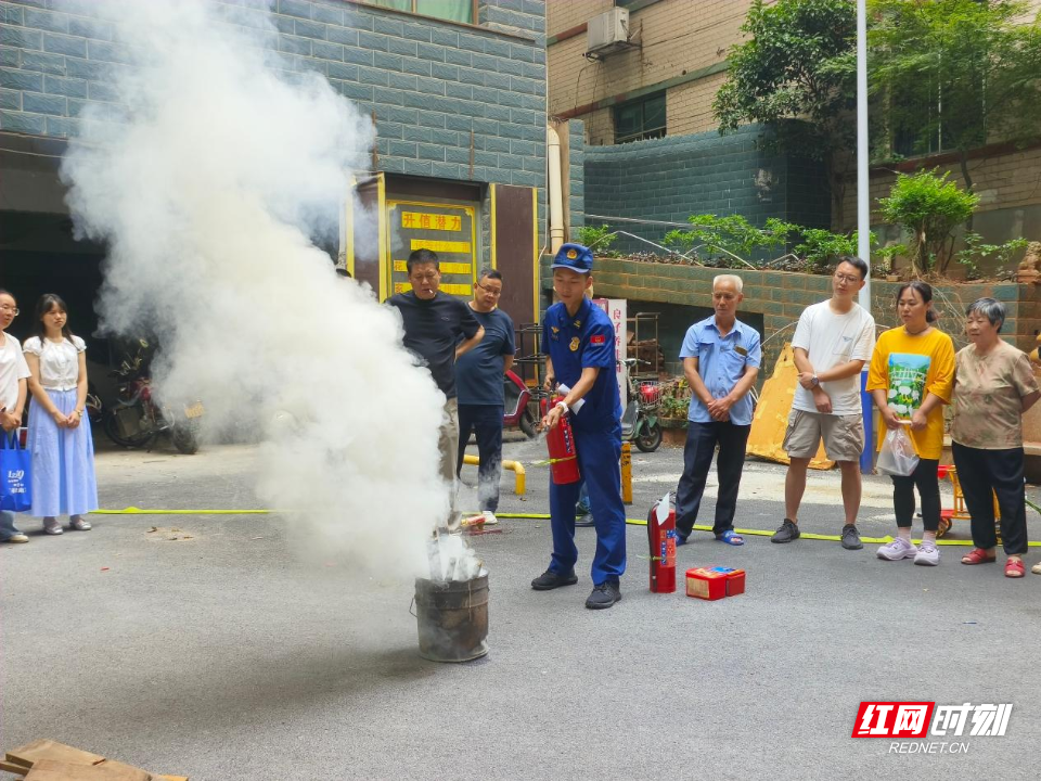 9.20技防+人防 雨花亭社区用智慧消防筑牢3安全防线.png