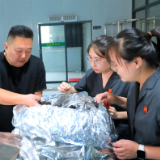 送“典”入企防风险 保靖法院积极开展生态环境法典普法宣传活动