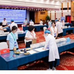 视频 | 以赛促学砺精兵 湖南中医药高手同场过招