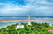 江湖有信˙临湘有约⑥丨视频：江边古塔焕新颜，秋日好景入画来