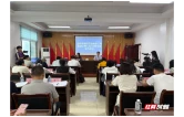 2000名岳阳阿姨去上海的路，人社和妇联一起铺
