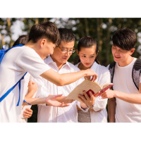以更实举措扭转“第一学历”歧视现象