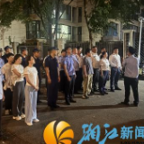 银盆岭街道开展消防安全集中夜查行动