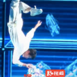 视频丨技艺碰撞科技！世赛开幕式人机共舞，全场惊呼
