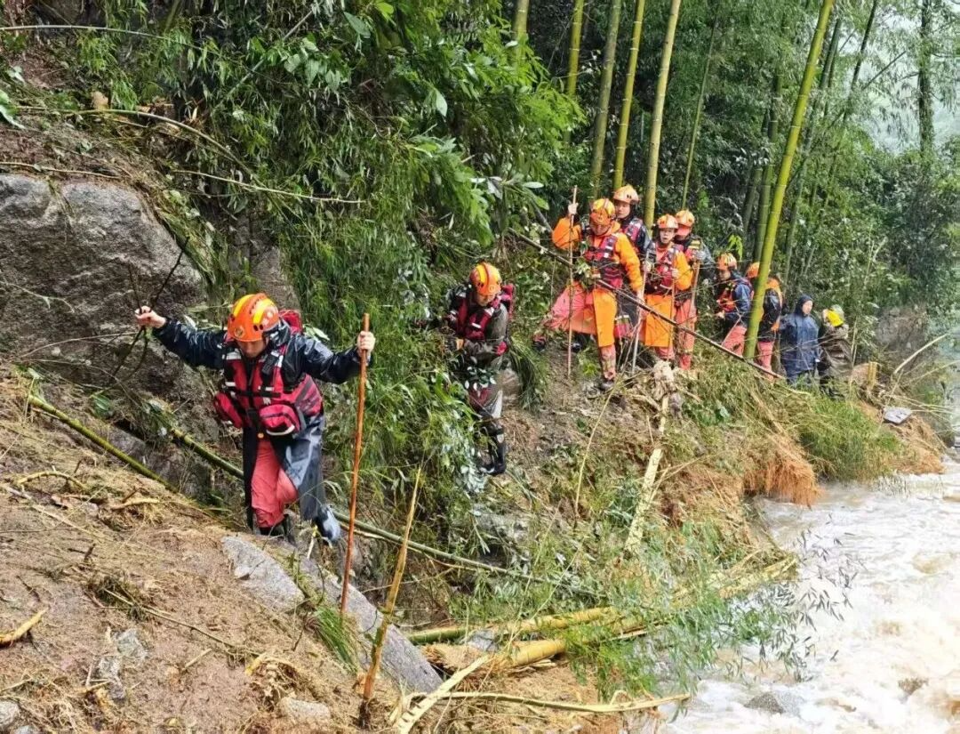 炎陵县两个山区村有效应对极端强降雨链式灾害