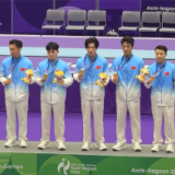 “我不想因为自己让队伍丢金”——张博恒带伤六项全出，中国体操男团第13次登顶