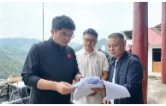 沈澍督导松木塘镇岩溶洞穴排查工作
