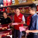 “老检叨”再出摊!攸县检察银青结对送法进店,守好烟花爆竹经营“安全关”