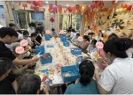 做灯笼、做团扇，医护把康复训练“藏”进节日手工里