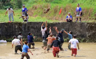 通道双江：鱼跃人欢笑语满乡野花瑶小寨喜庆丰收