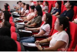 怀化市恒雅高级中学开展教师教学能力提升专题培训