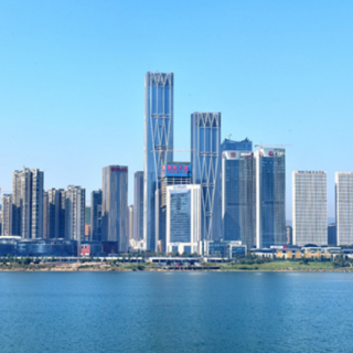 从严整治建筑市场乱象 筑牢工程质量安全防线 ——住建部门持续严查转包违法分包行为