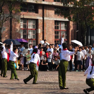 国庆限时返场!衡阳爆款沉浸式演艺《到衡阳当工人去》舞动建湘