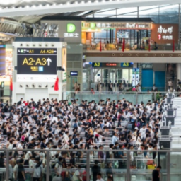 长沙南站通宵运营！中秋假期第三日，湖南预计发送旅客66.1万人次
