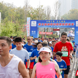 花 Young 醴陵,悦跑瓷城!第五届湘赣边健康跑邀请赛燃情开赛