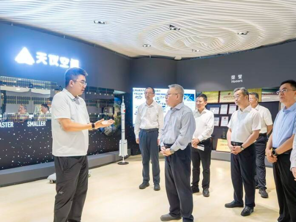 沈晓明在湘江新区调研