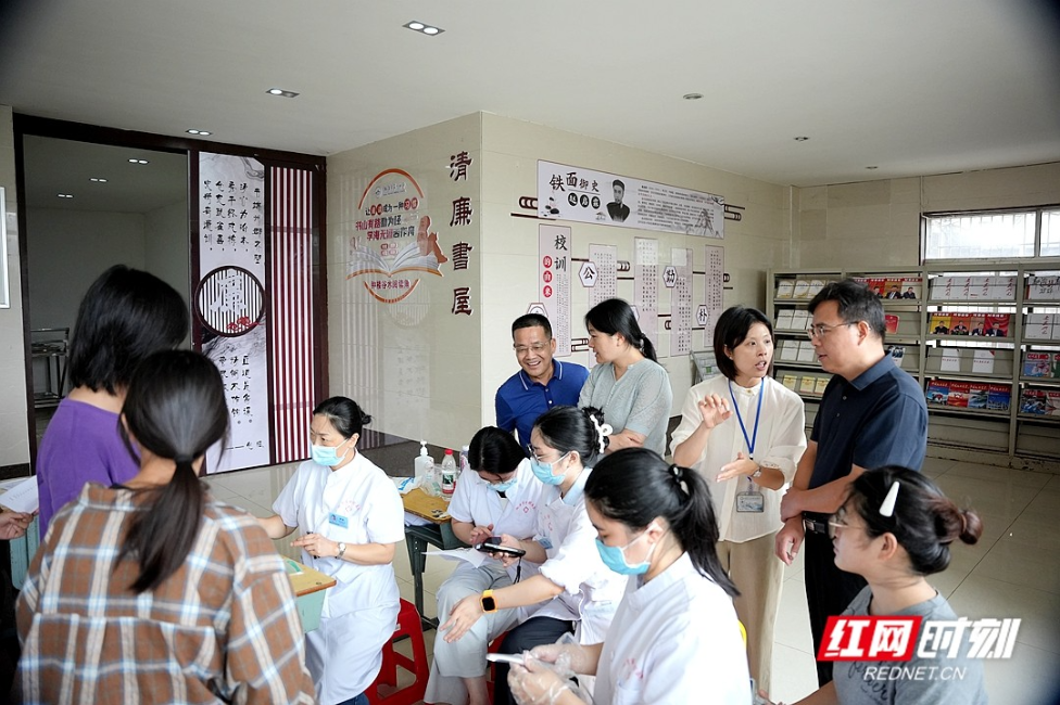 视频丨湘潭：“五健”筛查与中小学生体检同步进校园