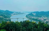 做好港产城旅“四篇文章” 建设县域经济强县——访辰溪县委书记丁热平