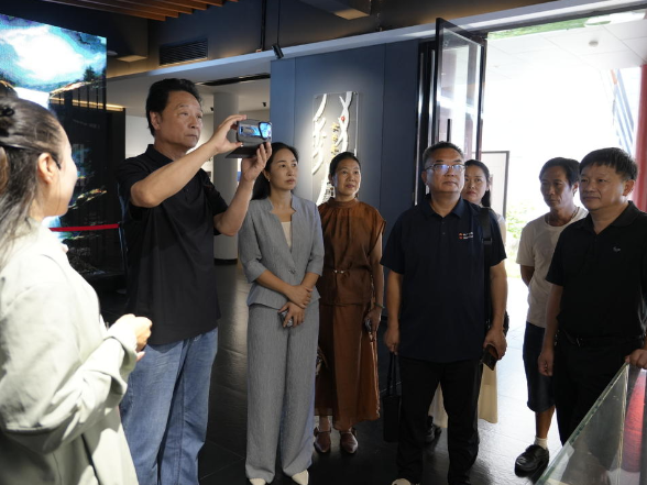 国家一级导演尹大为赴江永调研采风