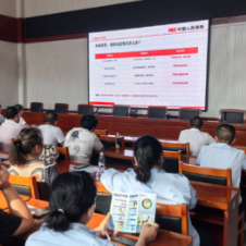 人保财险永州市分公司:警保联动进公交企业 筑牢营运交通安全防线