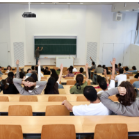 AI时代大学教育应走向“人技共鸣”