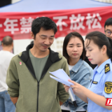 江豚跃碧水,禁渔护洞庭!岳阳举行“十年禁渔”主题宣传日活动