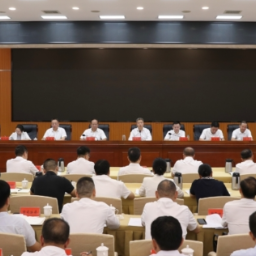曾超群：精准发力 奋起直追 全面提升常态化帮扶精准度和实效性
