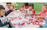 童心献礼迎国庆 红色薪火润童心 资阳区中心幼儿园开展国庆节主题系列活动