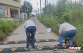 炎陵县政企联动整治道路隐患共筑乡村平安路