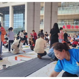 株洲市77㎡祝福祖国巨幅画卷创作活动圆满举行