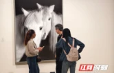 免费艺术假期：《马·相》首展+公益导览+市集，等你国庆打卡